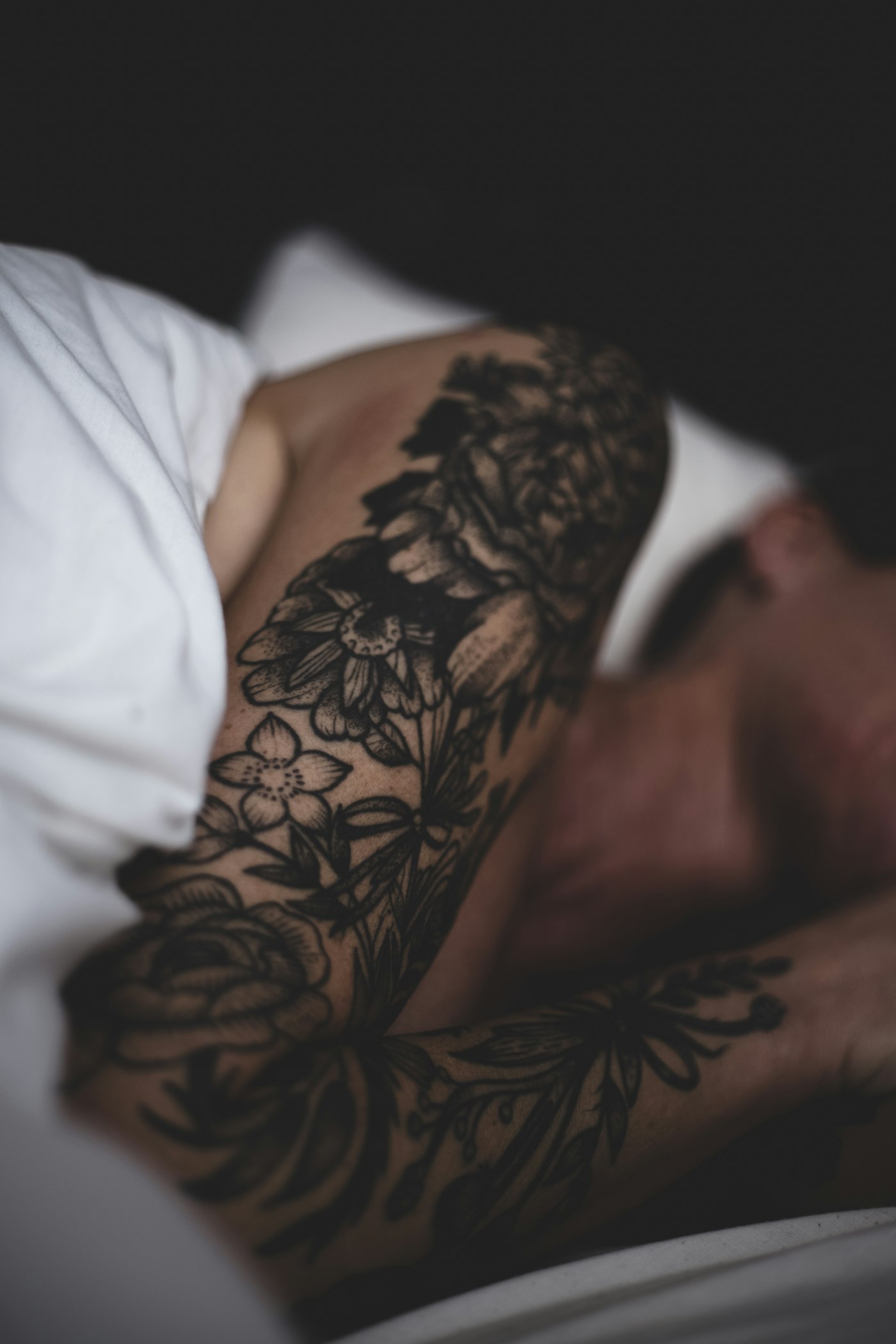 Fine Line Botanical Sleeve